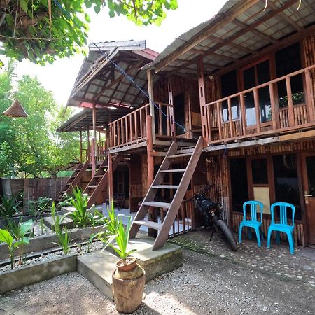 Maryan Moyo Bungalows & Resto Moyo Island Exterior foto